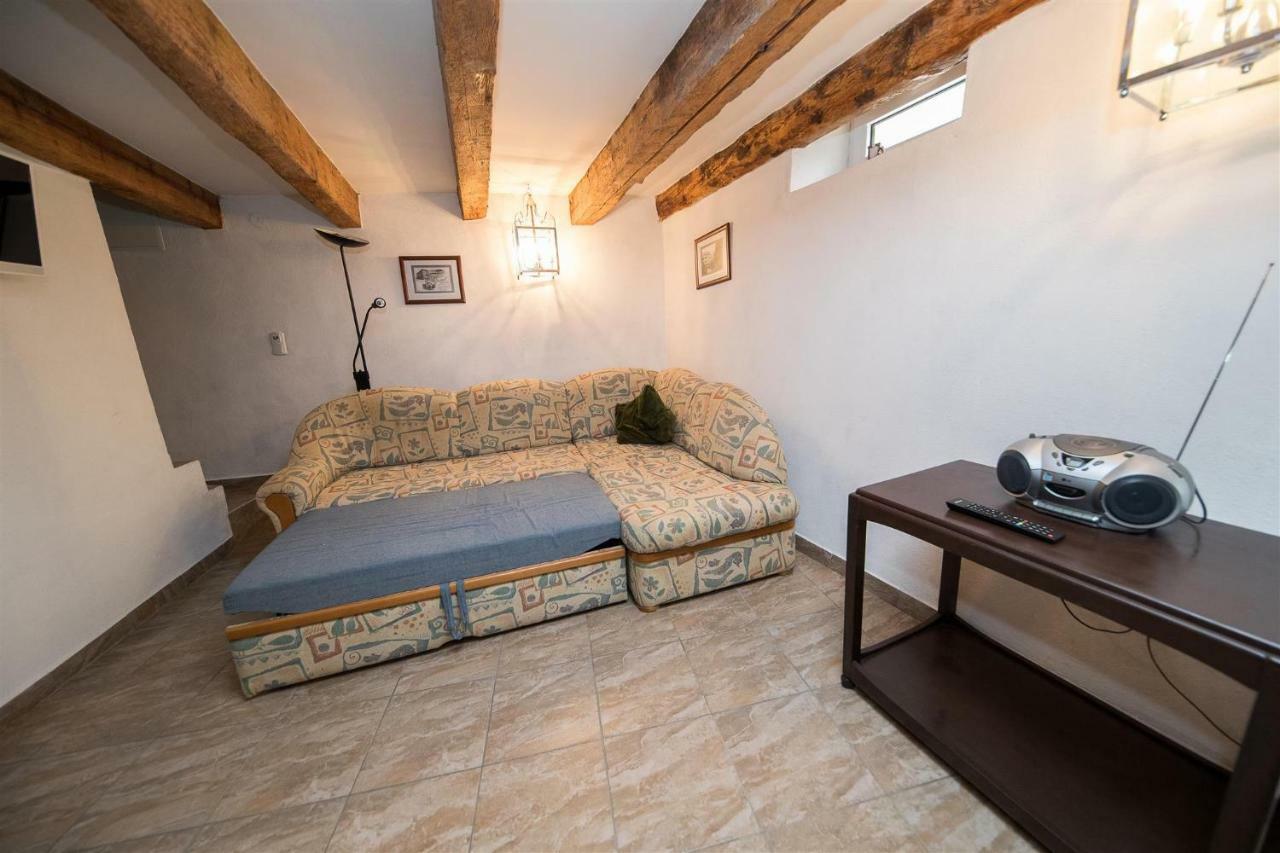 Apartmani More Crikvenica Exterior photo