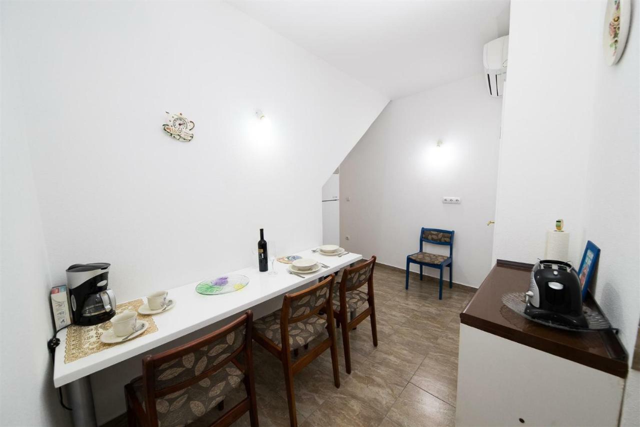 Apartmani More Crikvenica Exterior photo