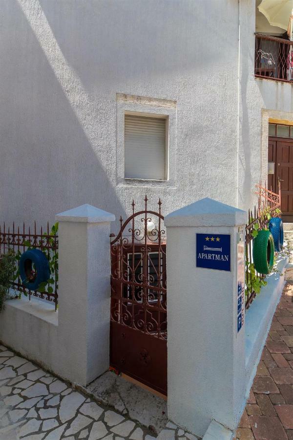 Apartmani More Crikvenica Exterior photo