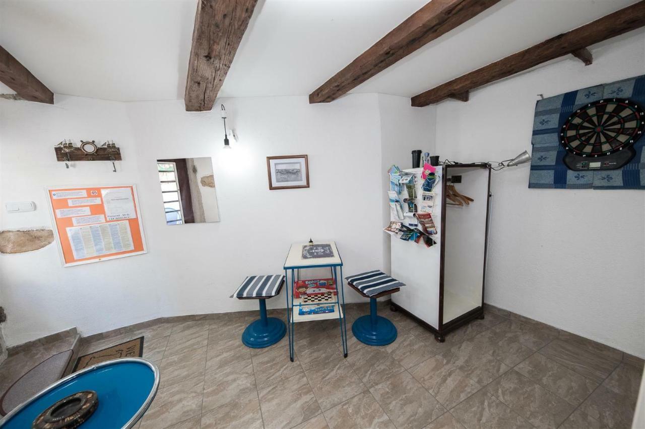 Apartmani More Crikvenica Exterior photo
